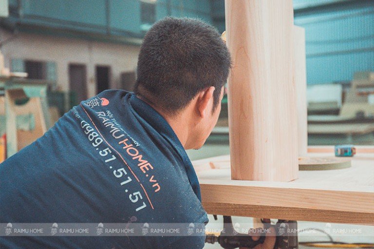 Xưởng sản xuất Raimu Home – Sôi nổi chạy tiến độ dự án dịp cuối năm