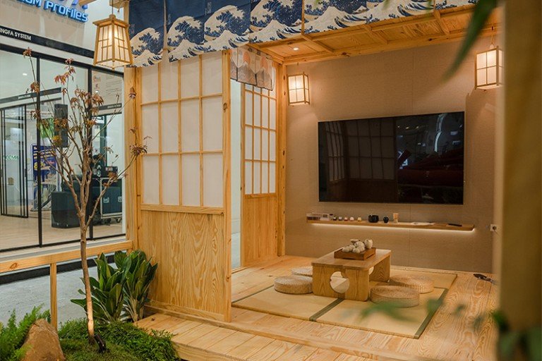 PHÒNG TRÀ NHẬT BẢN TẠI VIETBUILD - NƠI KHÁCH HÀNG CHECK IN HÀNG LOẠT